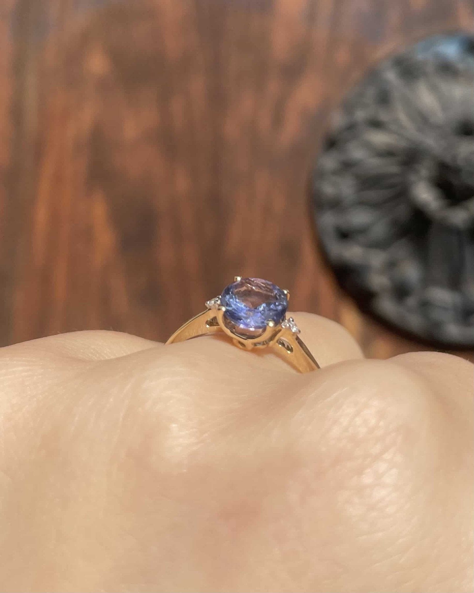 Bague Trilogie Tanzanite 1.30 carat &amp; Diamants "Pamela" - Elliade Paris