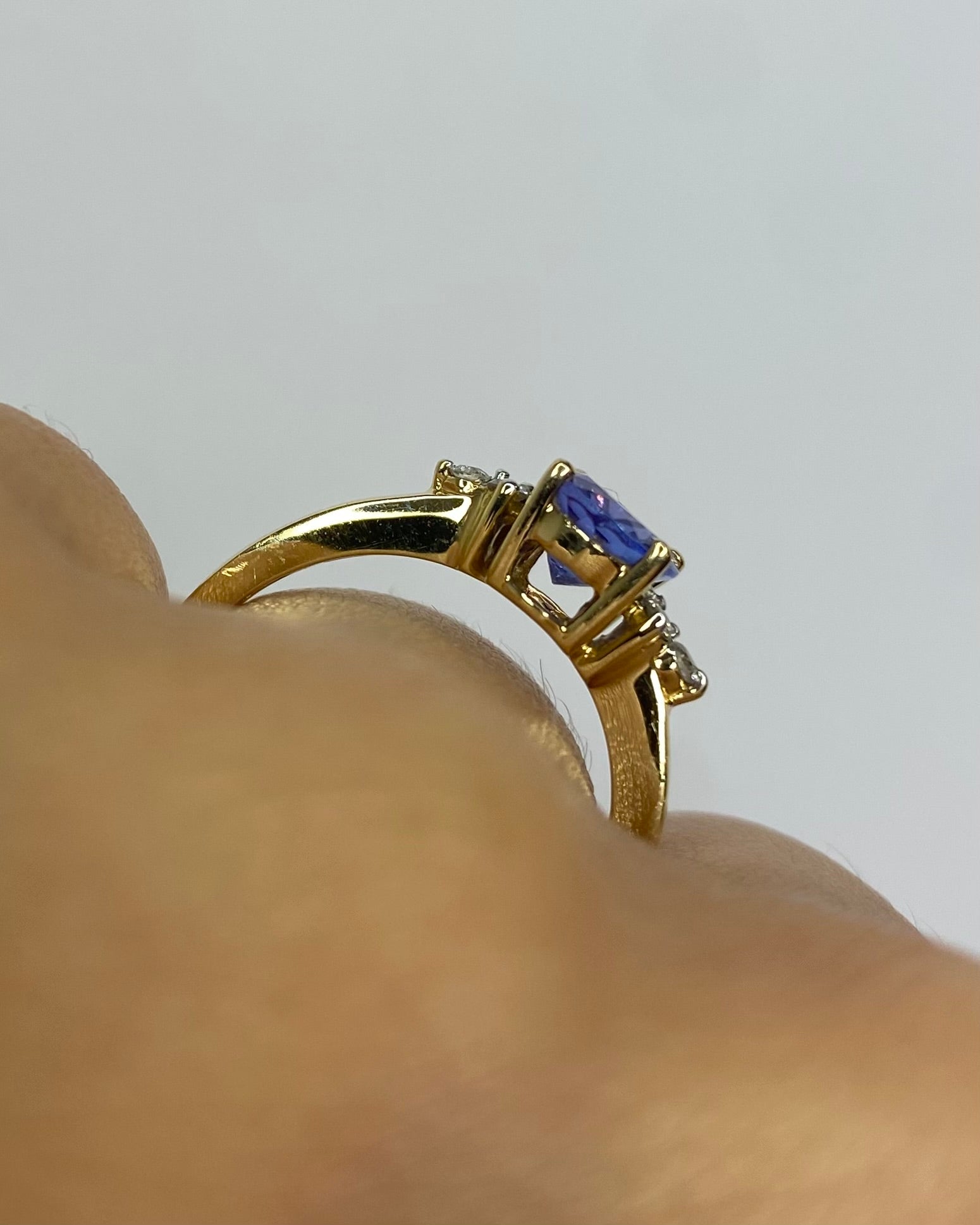 Bague Trilogie Tanzanite 1.53 carat &amp; Diamants "Gloria" - Elliade Paris