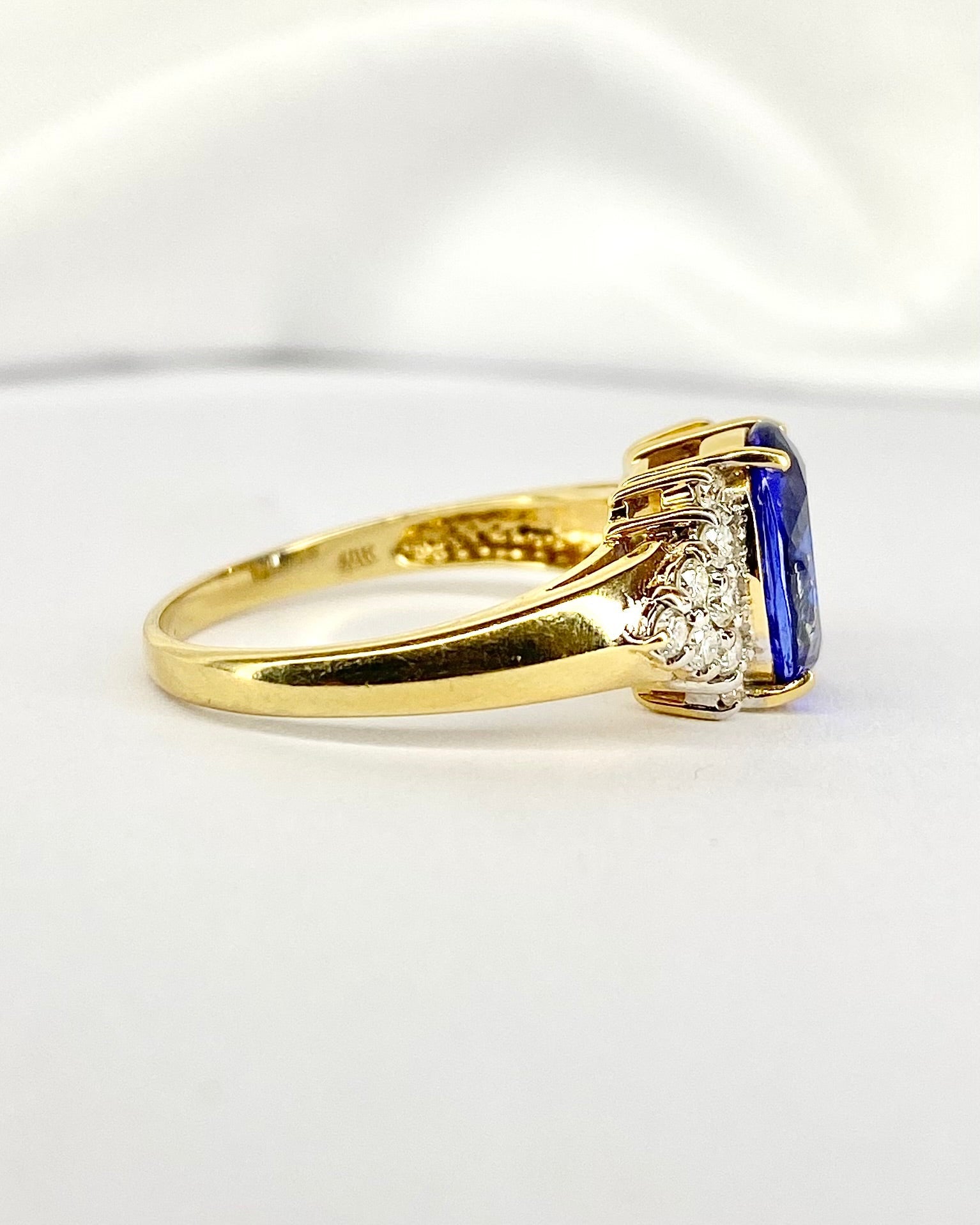 Bague Trilogie Tanzanite 2.60 carat &amp; Diamants 0.32 carat "Mélina" - Elliade Paris