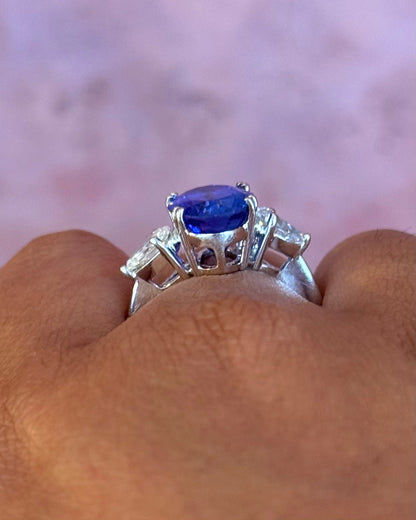 Bague Trilogie Tanzanite 6.30 carats &amp; Diamants 0.90 carat 6.29g "Stella" - Elliade Paris