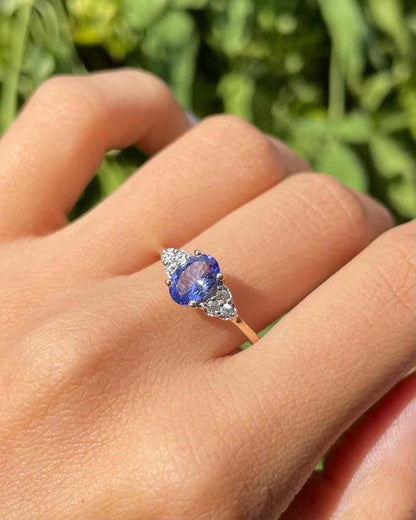 Bague Trilogie Tanzanite &amp; Diamants &quot;Audrey&quot; - Elliade Paris