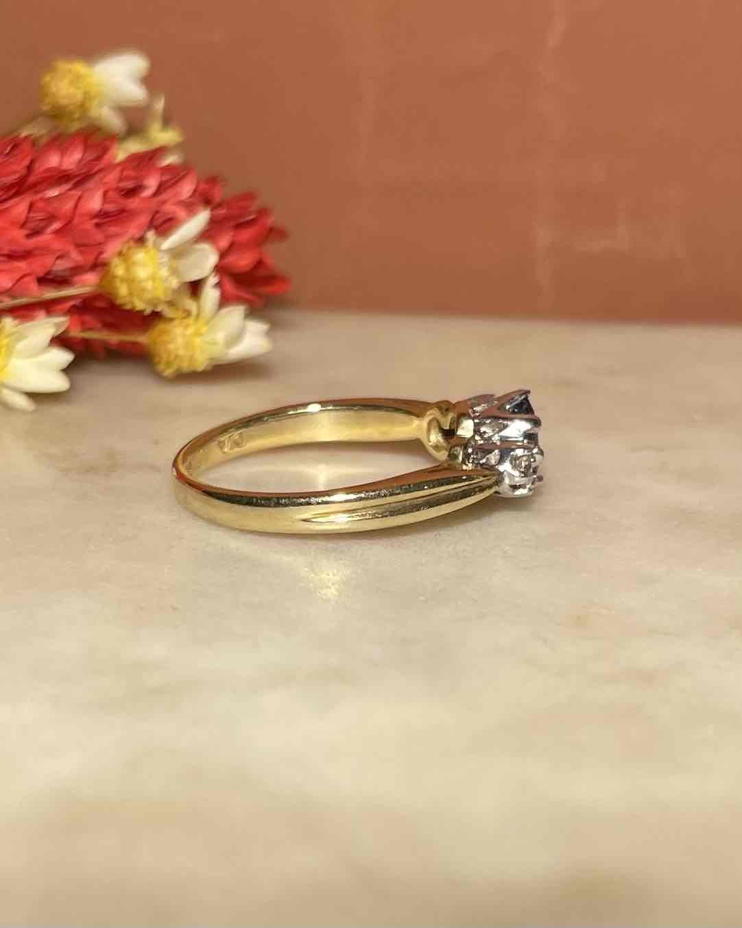 Bague Trilogie Tanzanite &amp; Diamants &quot;Rina&quot; - Elliade Paris