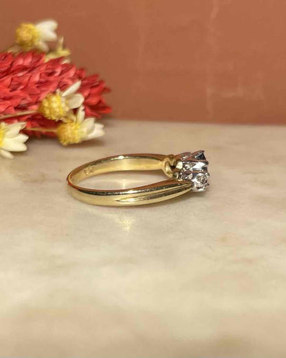 Bague Trilogie Tanzanite &amp; Diamants &quot;Rina&quot; - Elliade Paris