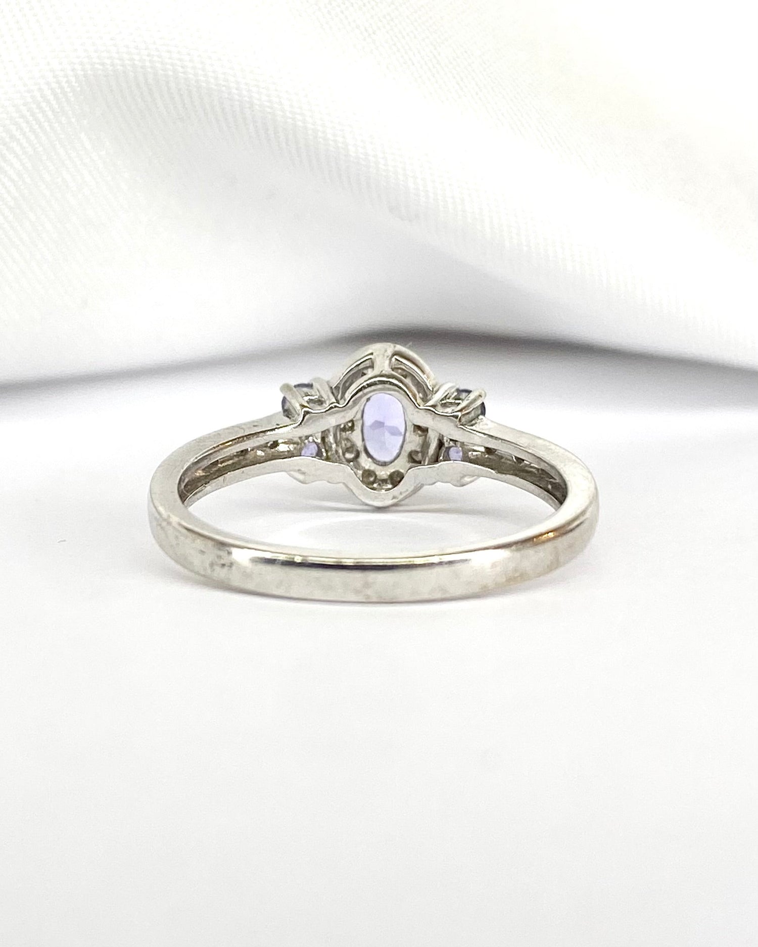 Bague Trilogie Tanzanites 0.45 carat &amp; Diamants "Stany" - Elliade Paris