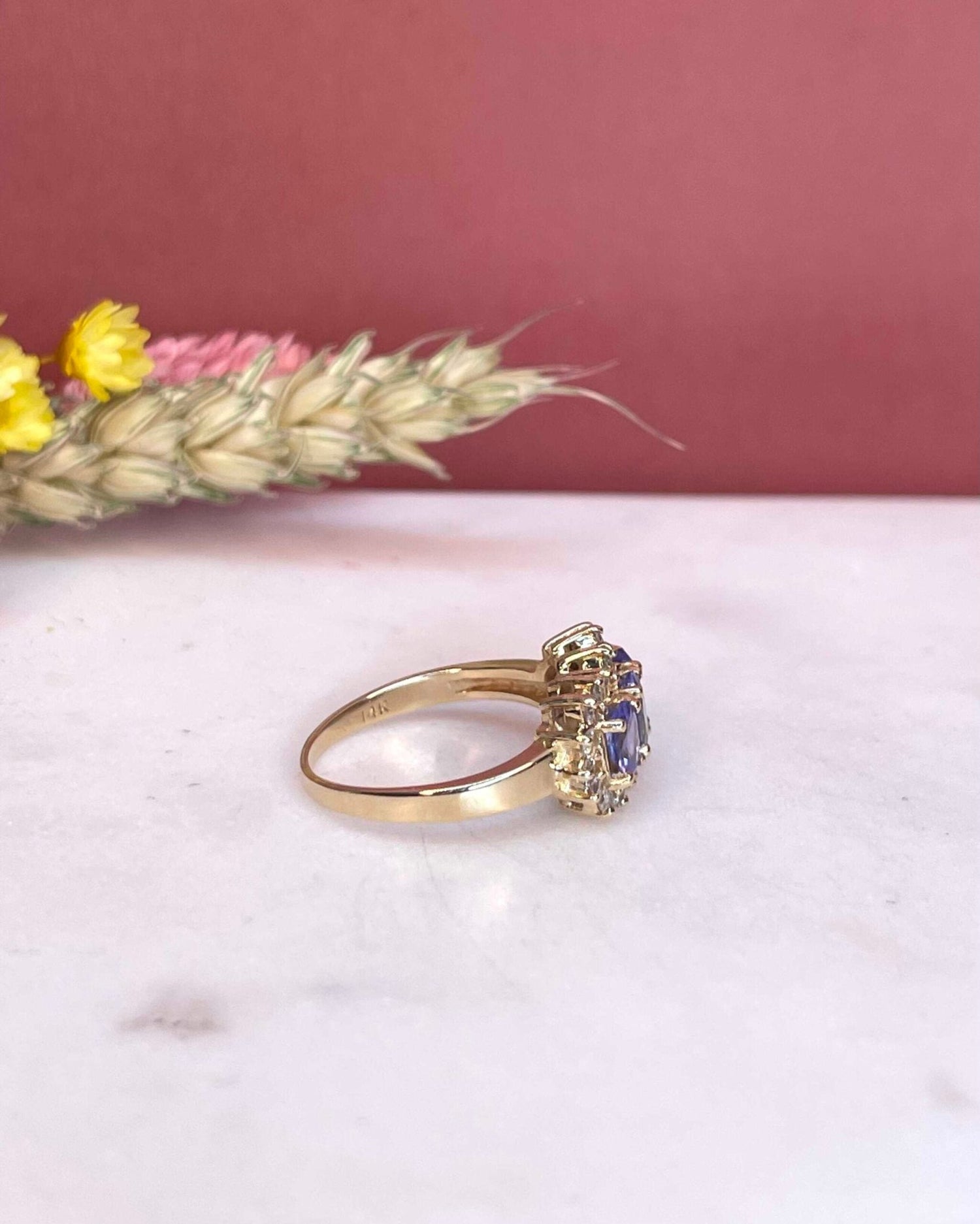 Bague Trilogie Tanzanites 1.20 Carat &amp; 20 Diamants &quot;Jihanne&quot; - Elliade Paris