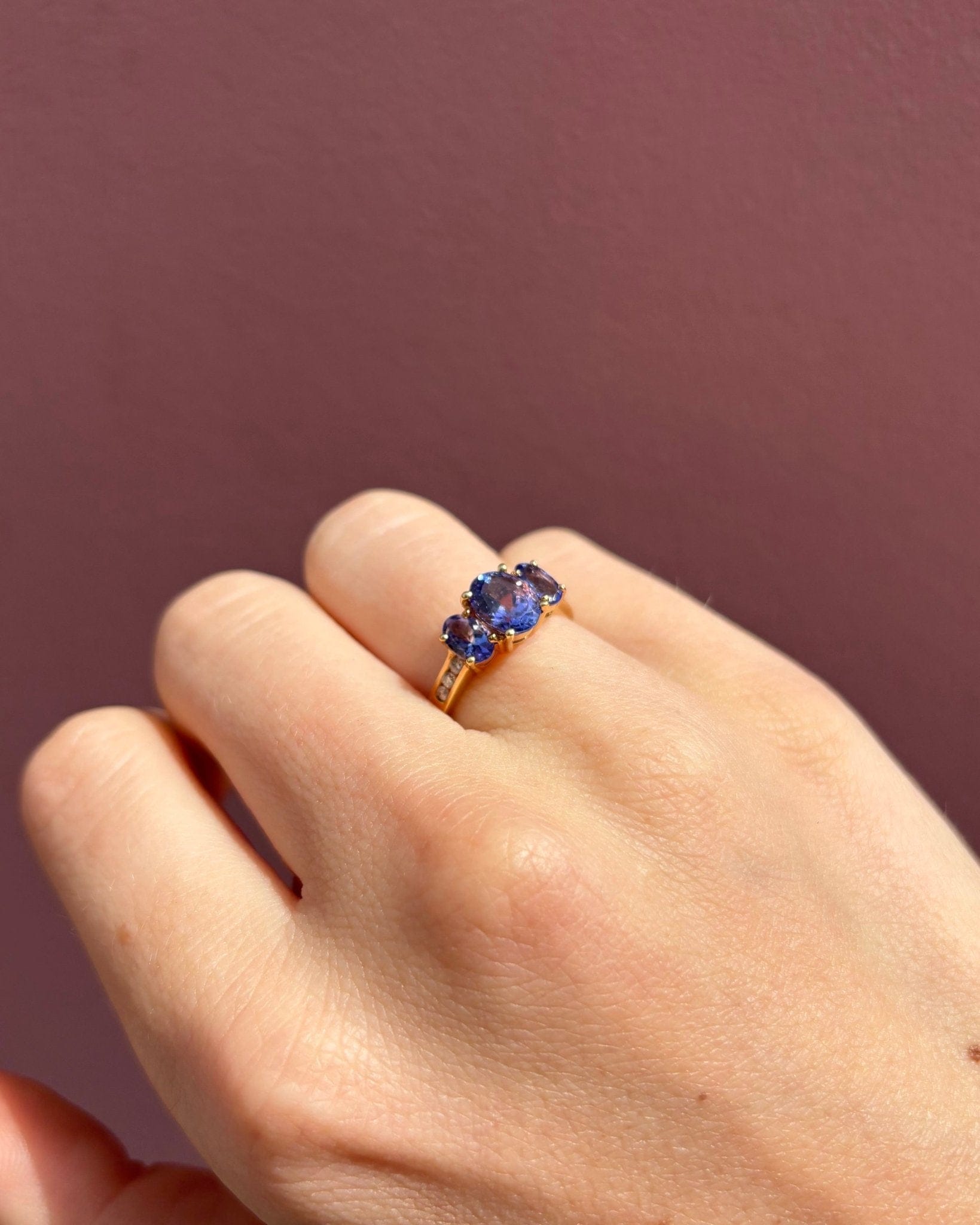 Bague Trilogie Tanzanites 2.40 carats &amp; Diamants "Tina" - Elliade Paris