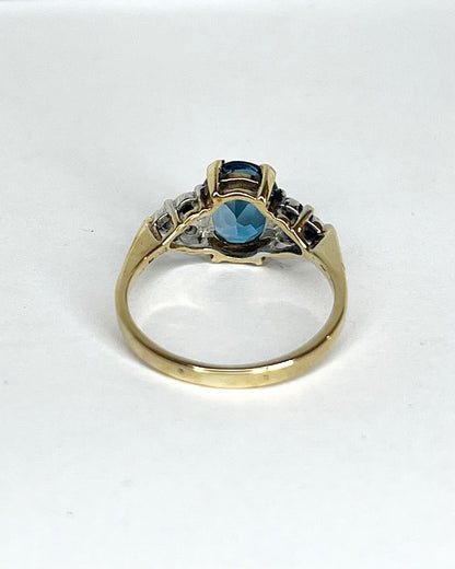 Bague Trilogie Topaze 2.30 carats &amp; 6 Diamants "Coline" - Elliade Paris