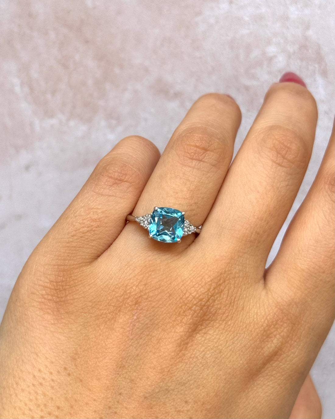 Bague Trilogie Topaze 2.90 carats &amp; Diamants "Baptistine" - Elliade Paris