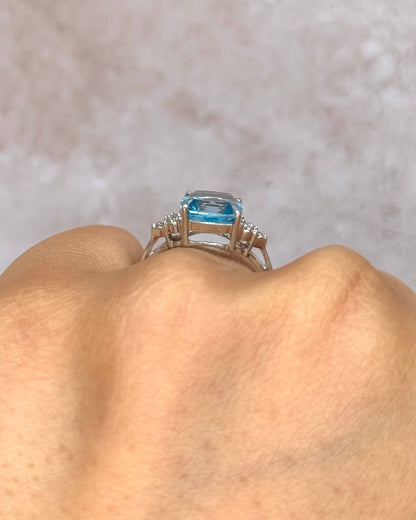 Bague Trilogie Topaze 2.90 carats &amp; Diamants "Baptistine" - Elliade Paris