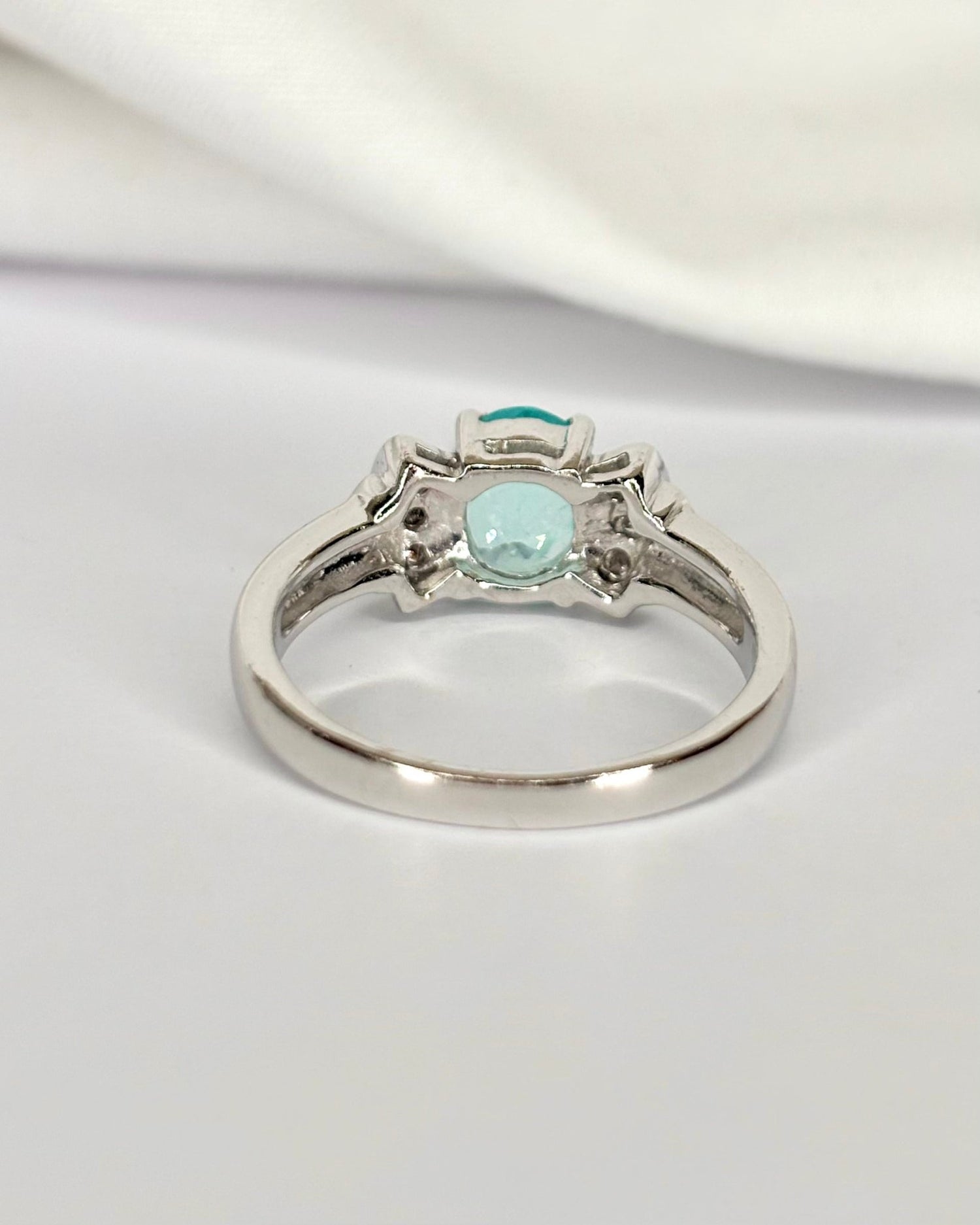 Bague Trilogie Tourmaline 0.63 carat &amp; Diamants "Coralie" - Elliade Paris