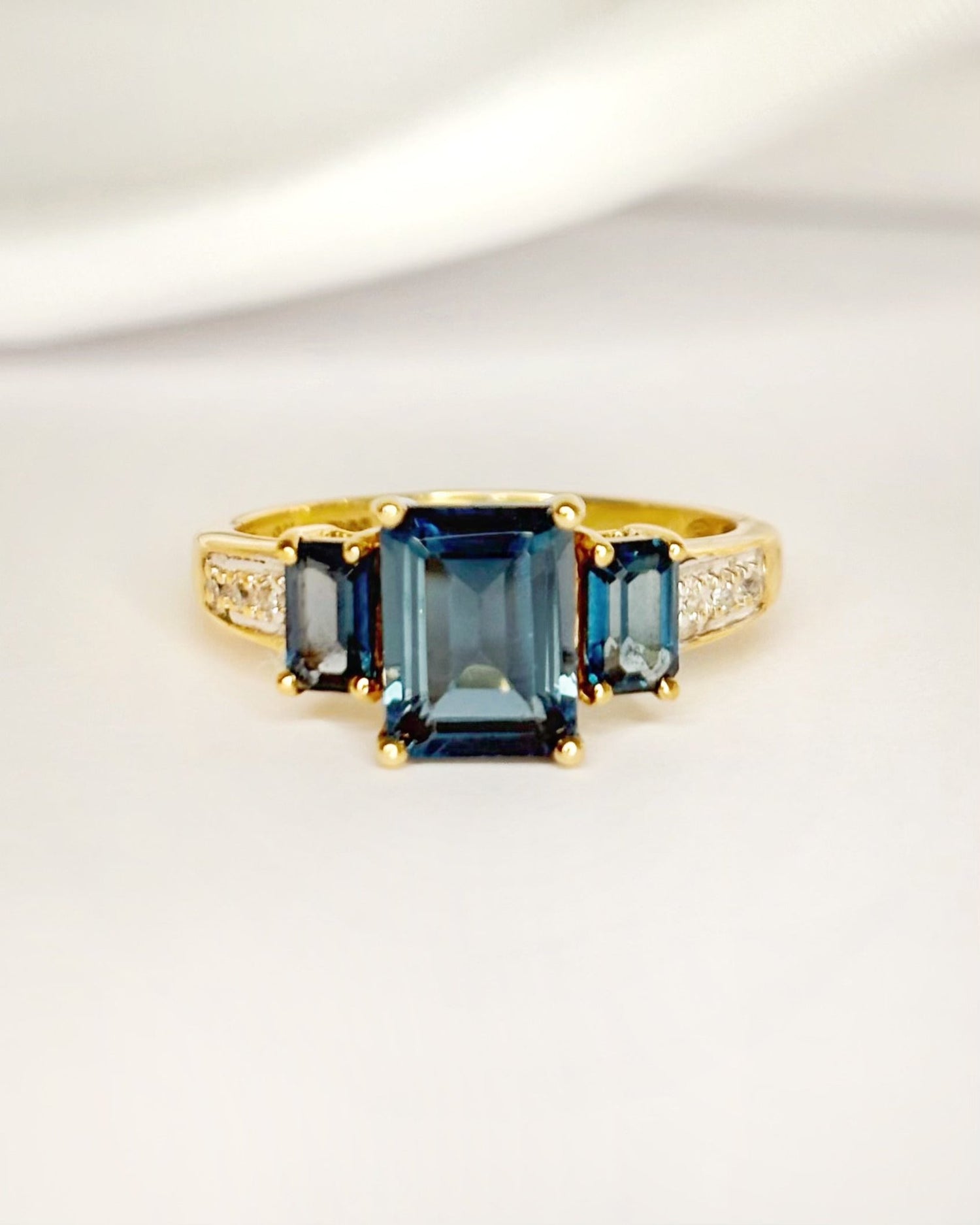 Bague Trilogie Tourmaline 2.05 carats &amp; Diamants "Grace" - Elliade Paris