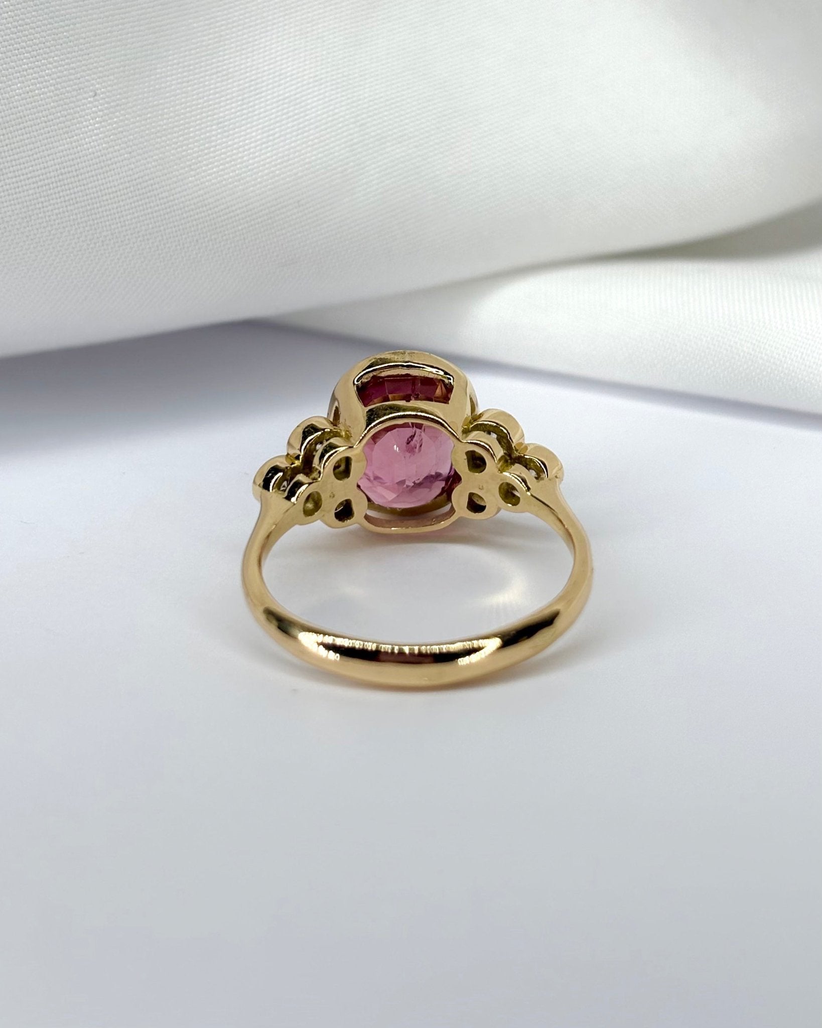 Bague Trilogie Tourmaline Rose 3.50 carats &amp; 6 Diamants "Annabelle" - Elliade Paris