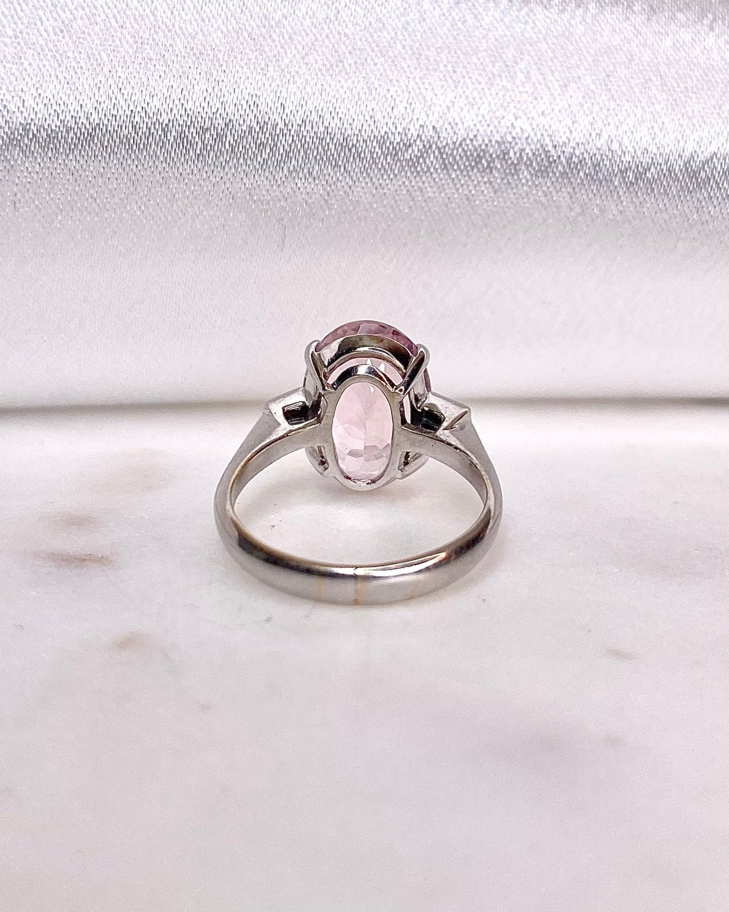 Bague Trilogie Tourmaline Rose 5 carats &amp; Diamants &quot;Ophélia&quot; - Elliade Paris