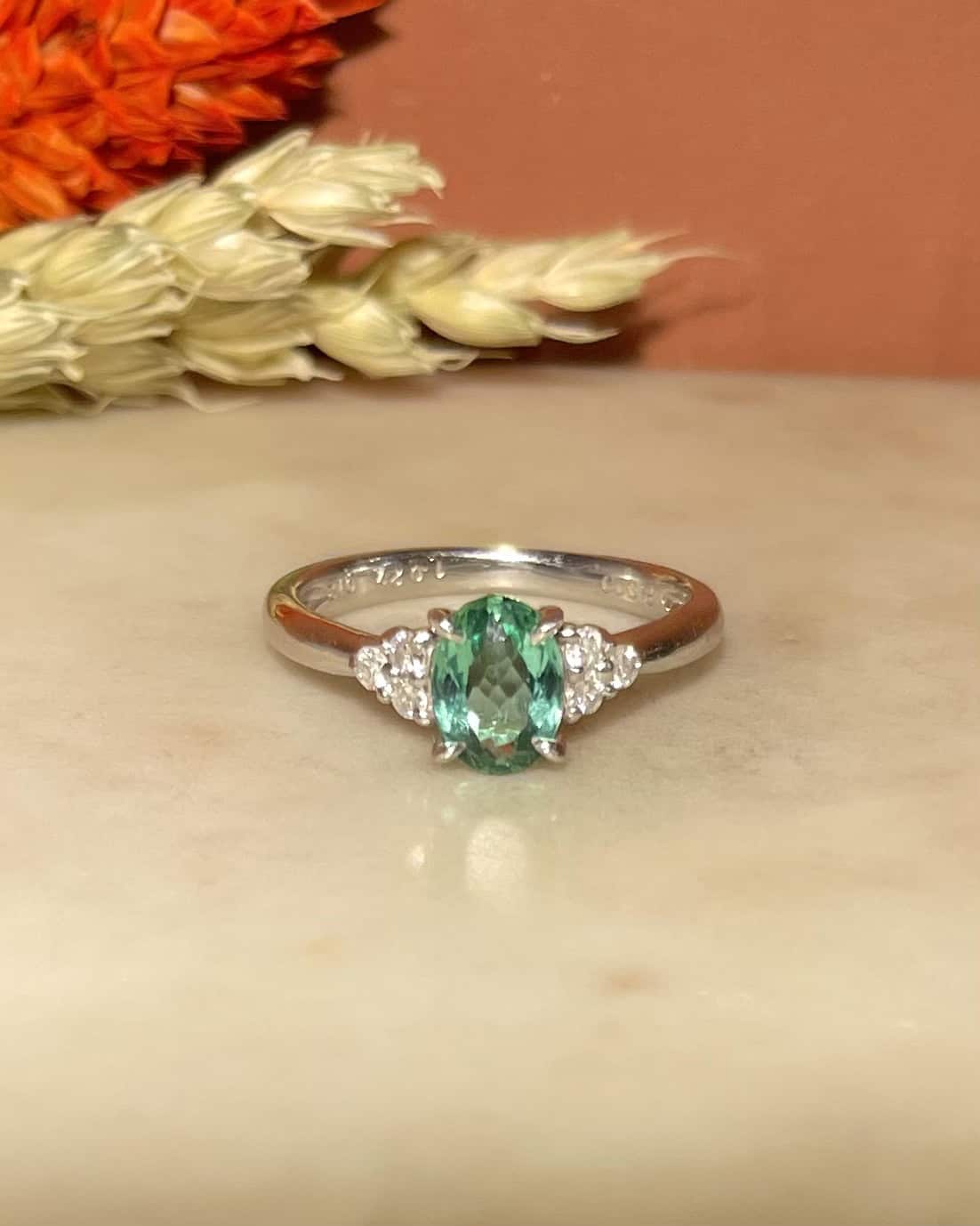 Bague Trilogie Tourmaline Verte 0.90 carat &amp; Diamants "Anilson" - Elliade Paris