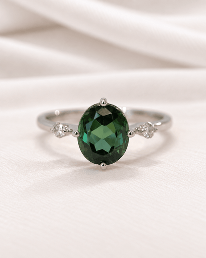 Bague Trilogie Tourmaline Verte 1.79 carat &amp; Diamants "Yolanda" - Elliade Paris