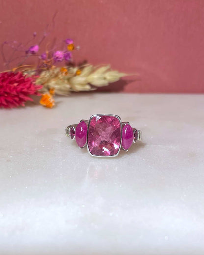 Bague Trilogie Tourmalines Roses 3.30 Carats et Diamants &quot;Siréna&quot; - Elliade Paris