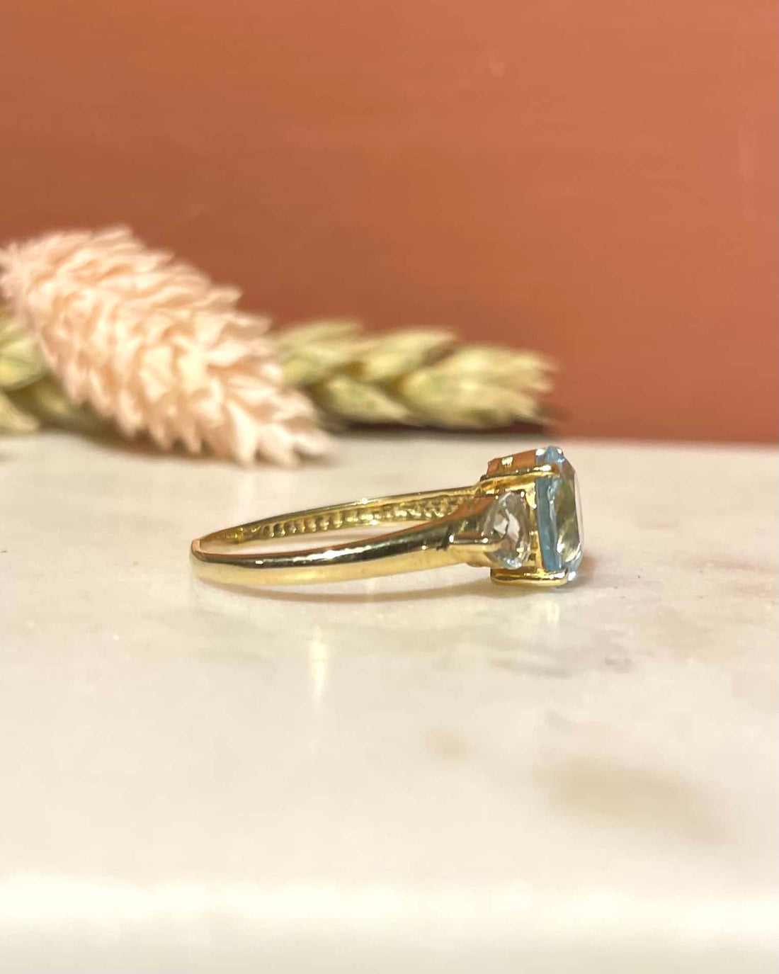 Bague Trilogie Topazes 2.70 carats &quot;Aveline&quot;