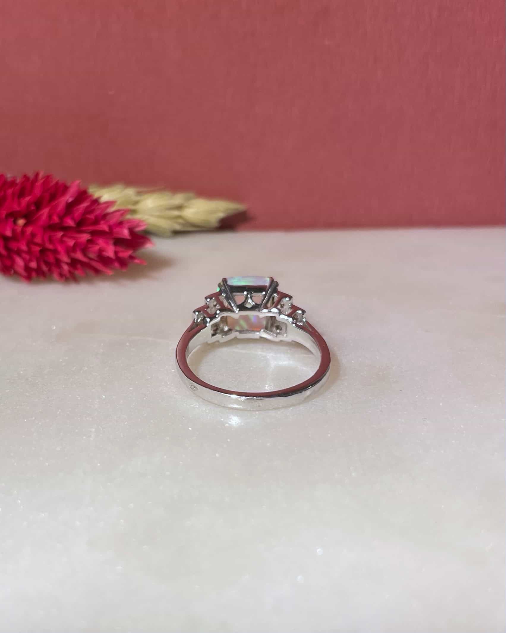 Bague Trilogie Opale 1.50 Carat &amp; Diamants "Karine" - Elliade Paris