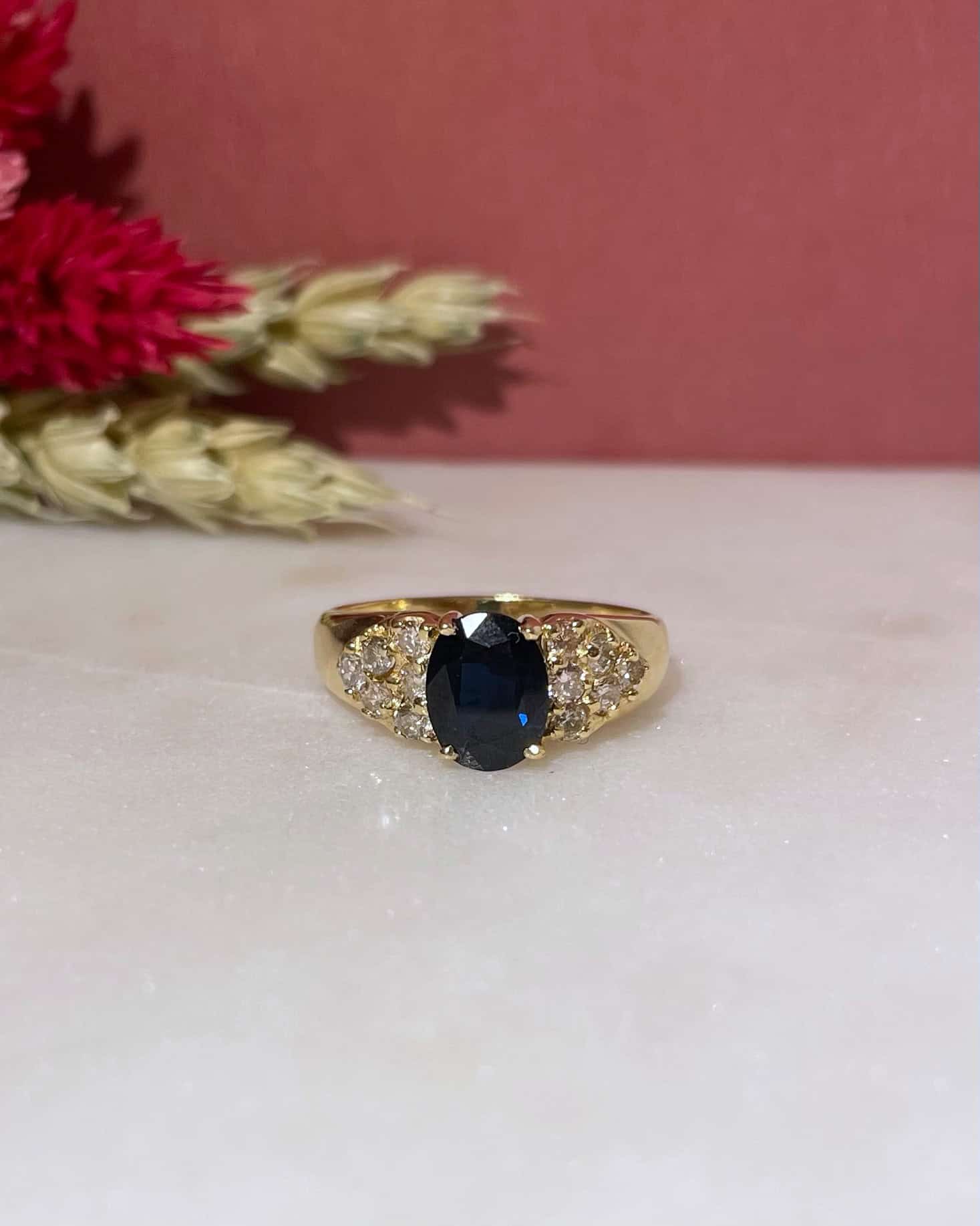 Bague Trilogie Jonc Saphir 1.40 carat &amp; Diamants "Kristina"