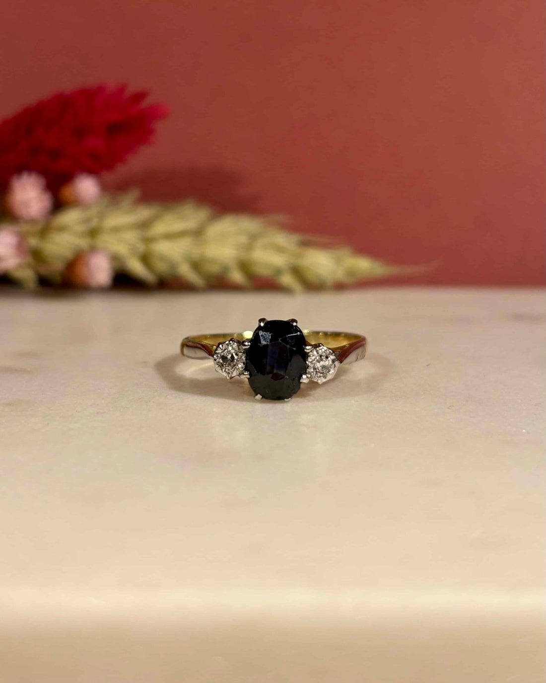 Bague Trilogie Saphir 1.40 carat & Diamants "Isabelle"