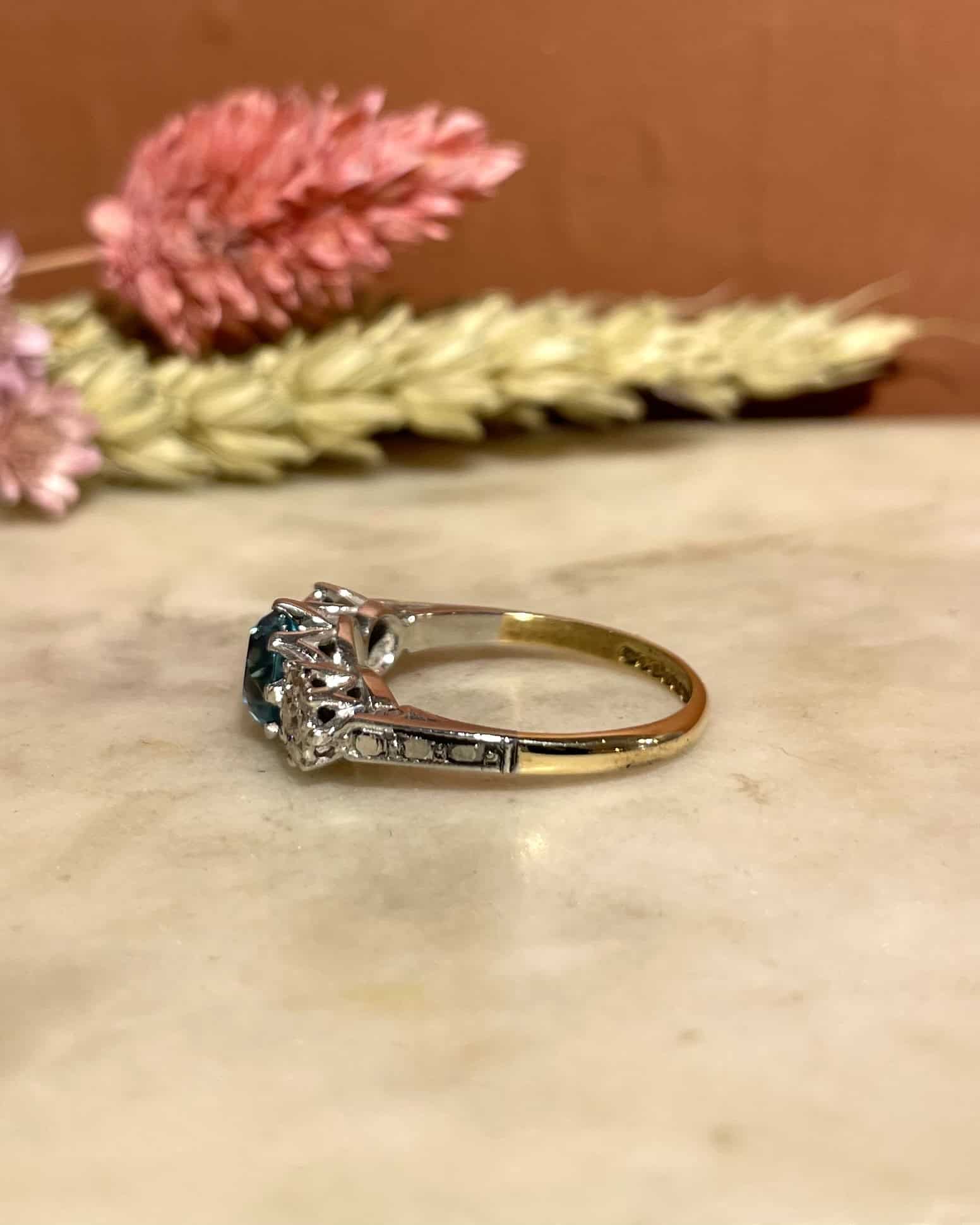 Bague Trilogie Zircon 1.70 Carat &amp; Diamants "Mayanne" - Elliade Paris