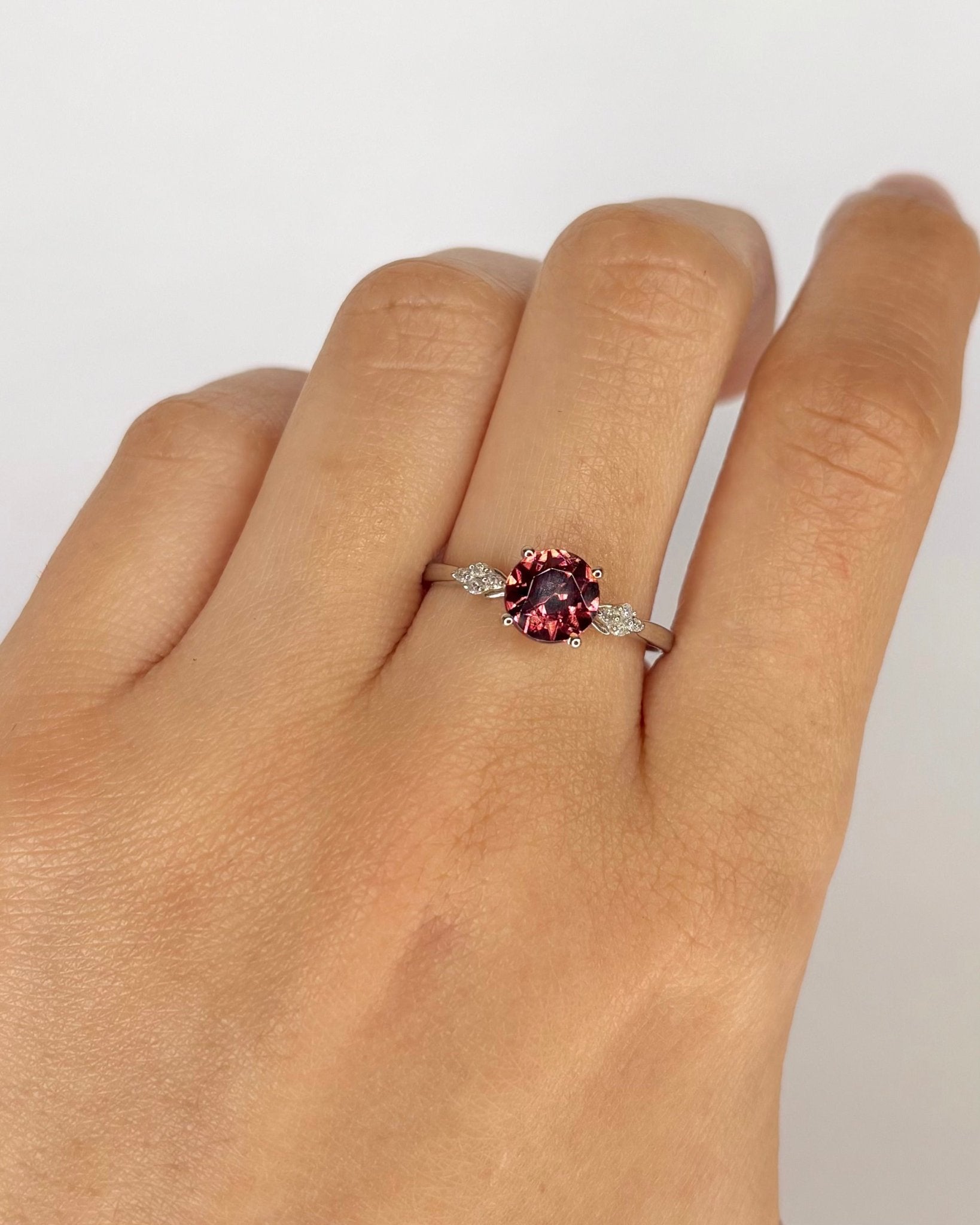 Bague Trilogie Zircon Naturel 1.75 carat &amp; Diamants "Pascaline" - Elliade Paris