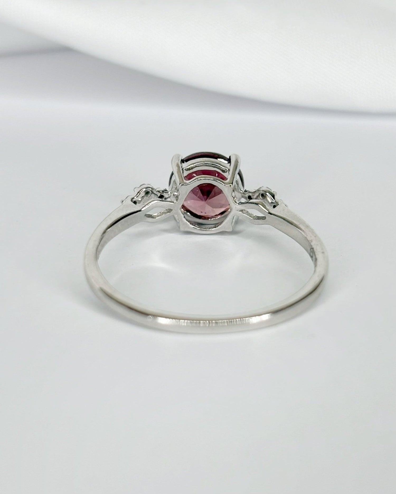 Bague Trilogie Zircon Naturel 1.75 carat &amp; Diamants "Pascaline" - Elliade Paris