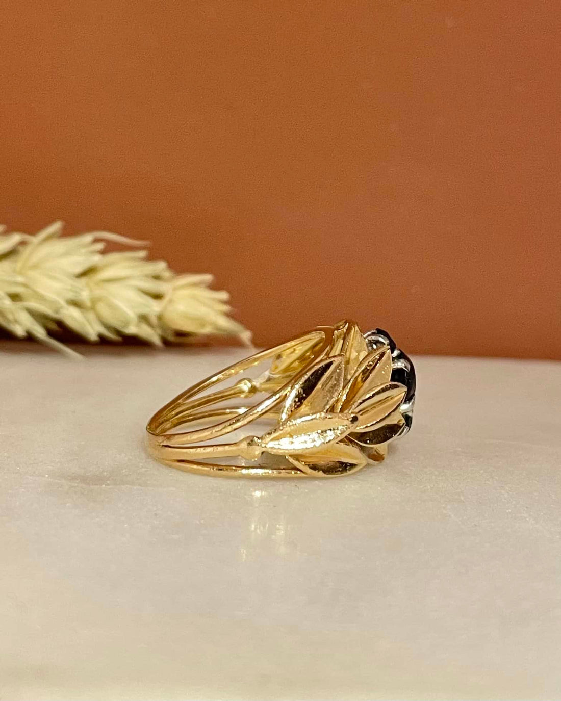 Bague Jonc Saphirs 0.85 carat &quot;Leontine&quot;