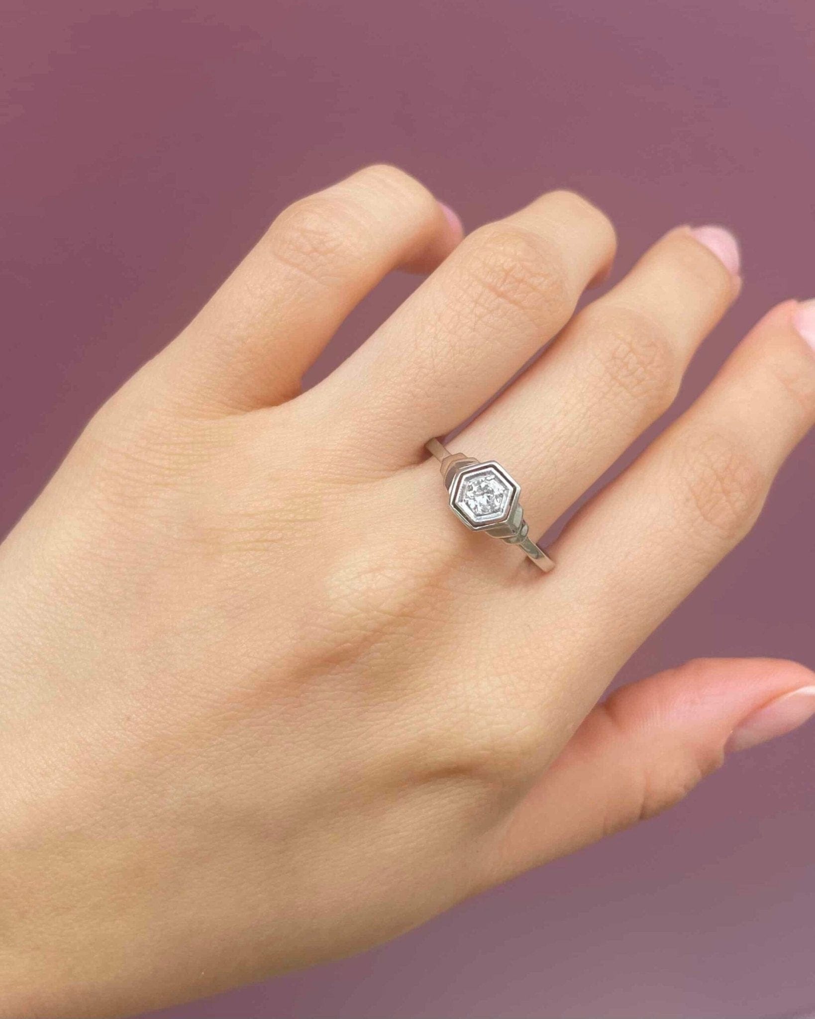Bague Vintage Art - Déco Diamant 0.20 carat "Anaëlle" - Elliade Paris