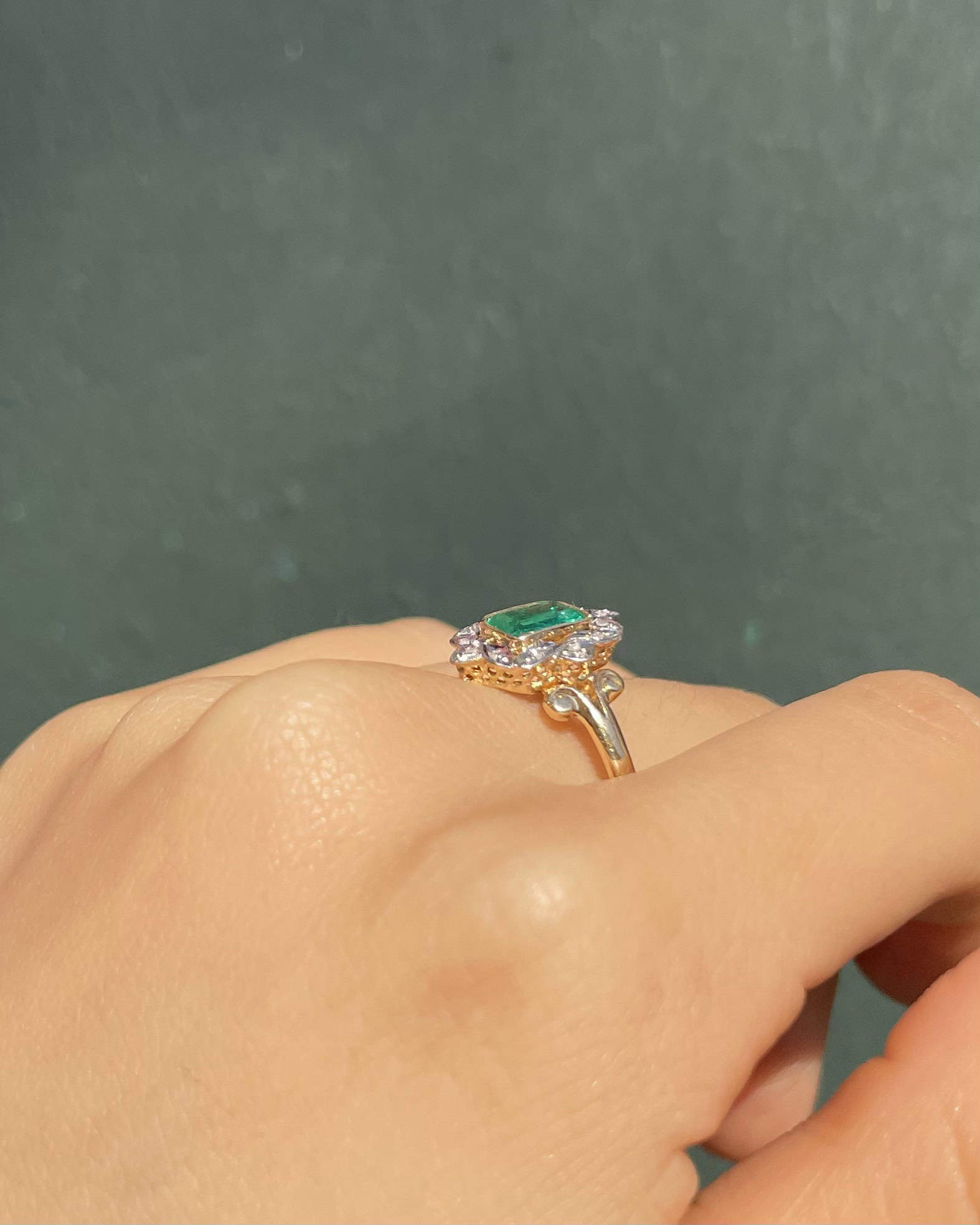 Bague vintage Art - Déco émeraude &amp; Diamants "Persia" - Elliade Paris