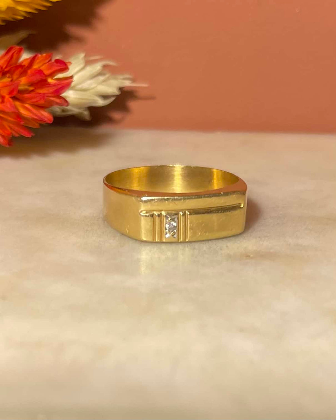 18-carat gold and diamond signet ring &quot;Mattia&quot;