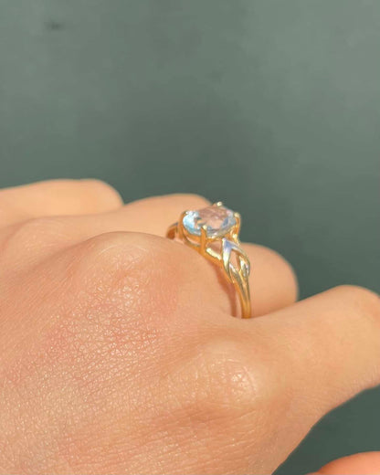 Bague Vintage Cocktail Topaze 1.50 carat &quot;Alani&quot; - Elliade Paris