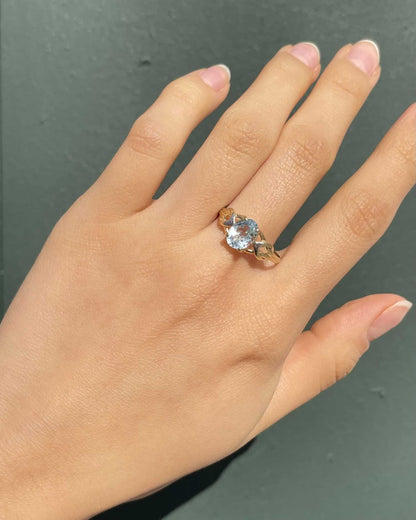 Bague Vintage Cocktail Topaze 1.50 carat &quot;Alani&quot; - Elliade Paris