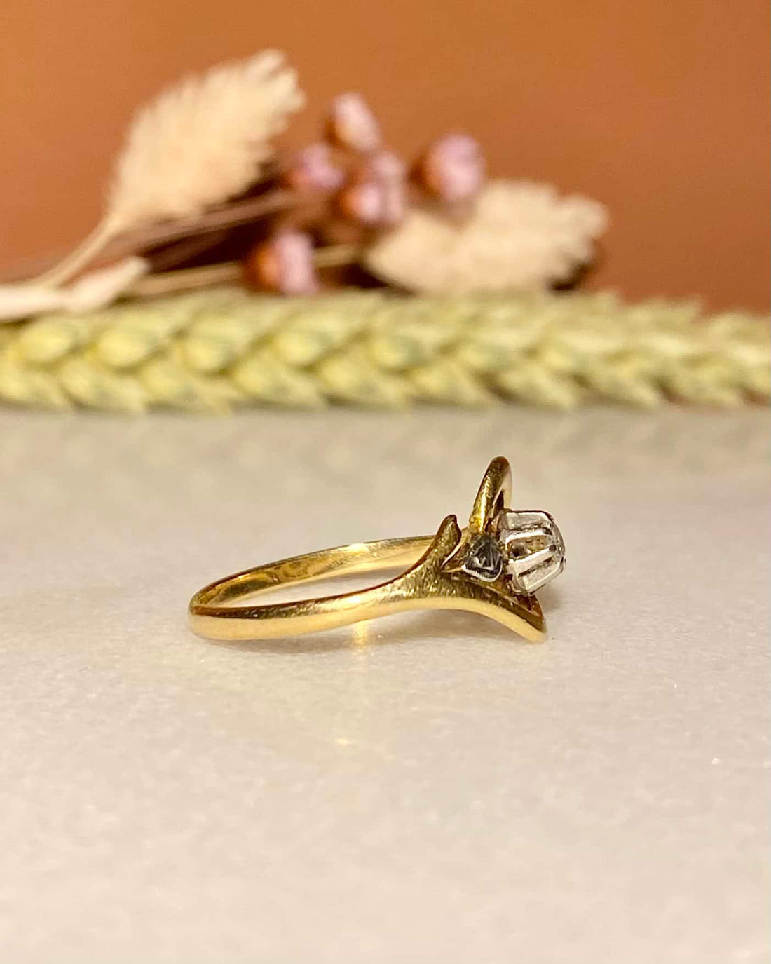 Bague Tourbillon Art-déco Diamant "Cyrène"