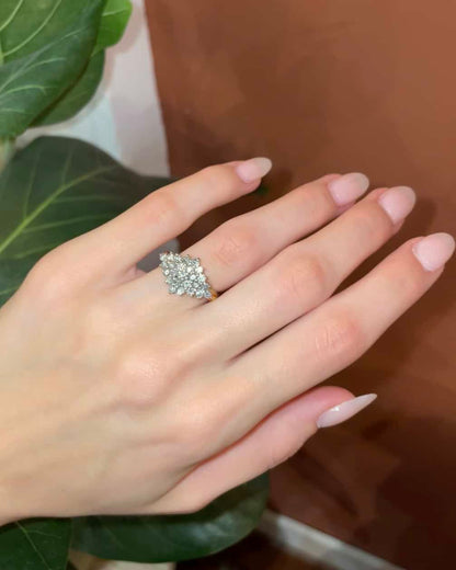 Anillo de diamantes &quot;Dominique&quot; de 25 diamantes