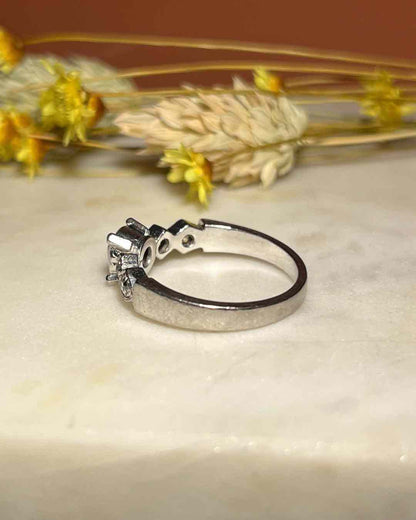 Bague Vintage Diamants &quot;Maya&quot; - Elliade Paris