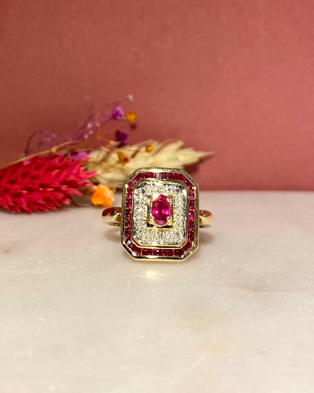 Bague Style Art-Déco 25 Rubis &amp; Diamants &quot;Paisley&quot;
