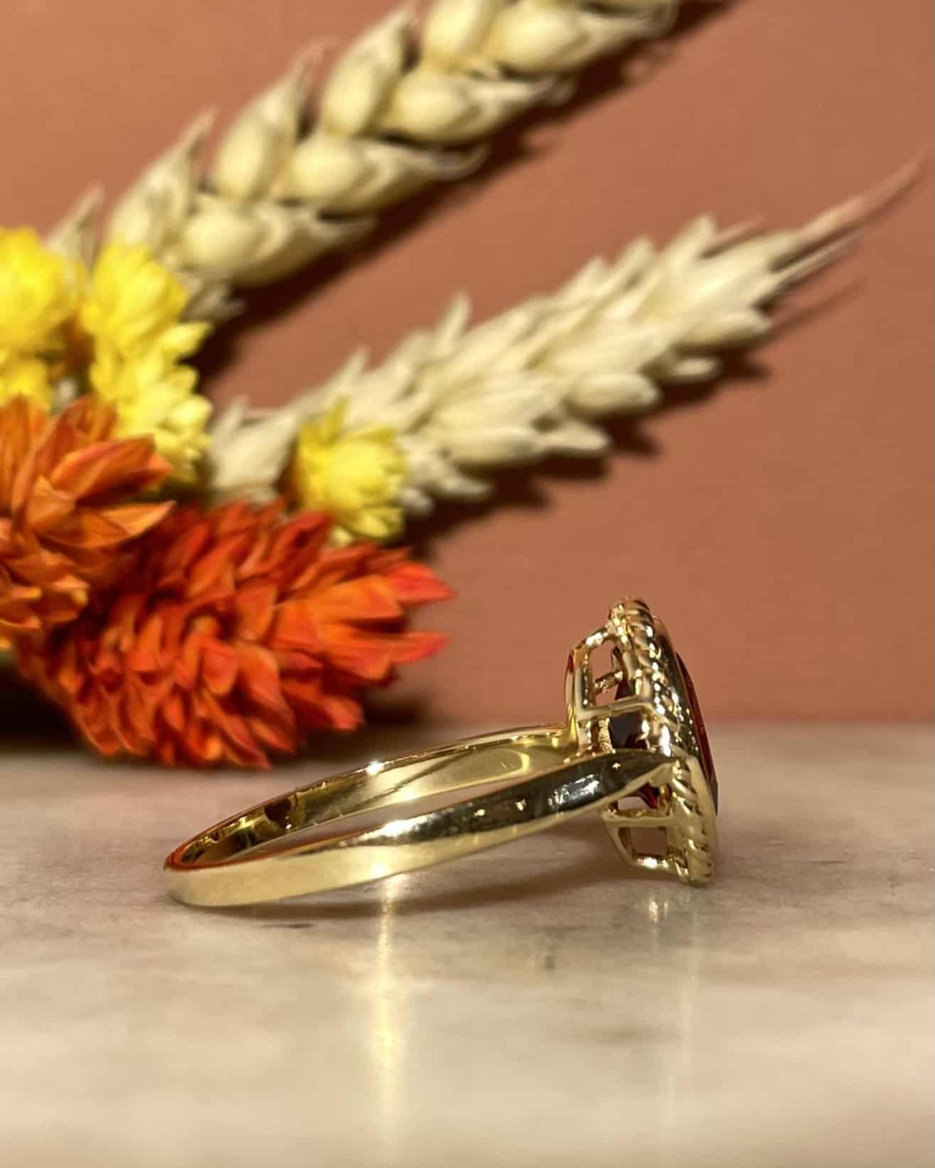 Bague Vintage Grenat 1.45 Carat "Ellia" - Elliade Paris
