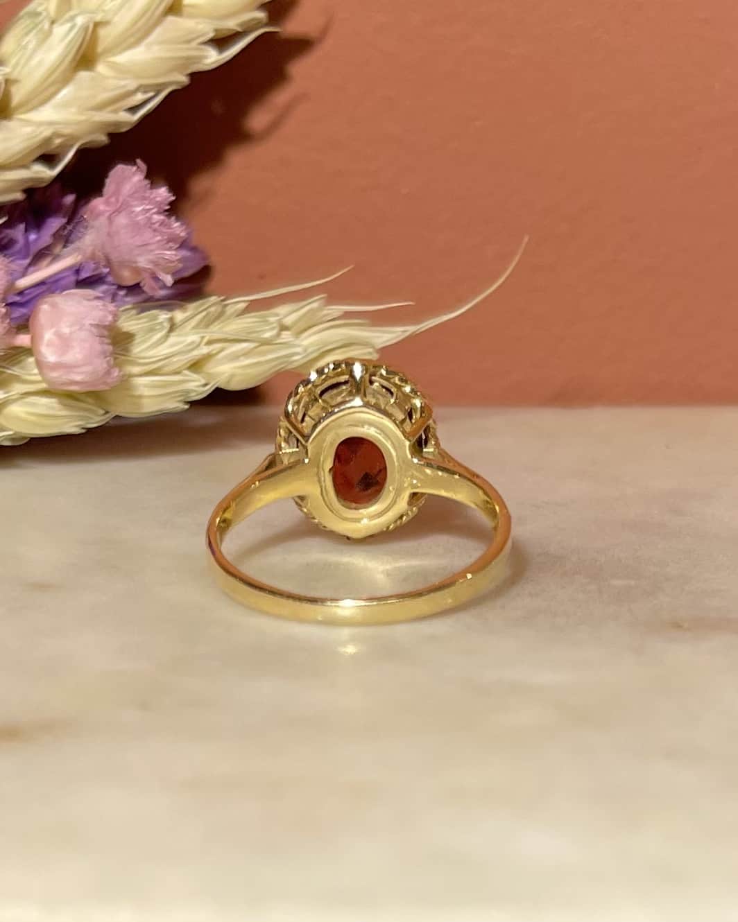 Bague Vintage Grenat 2 Carats "Gislene" - Elliade Paris