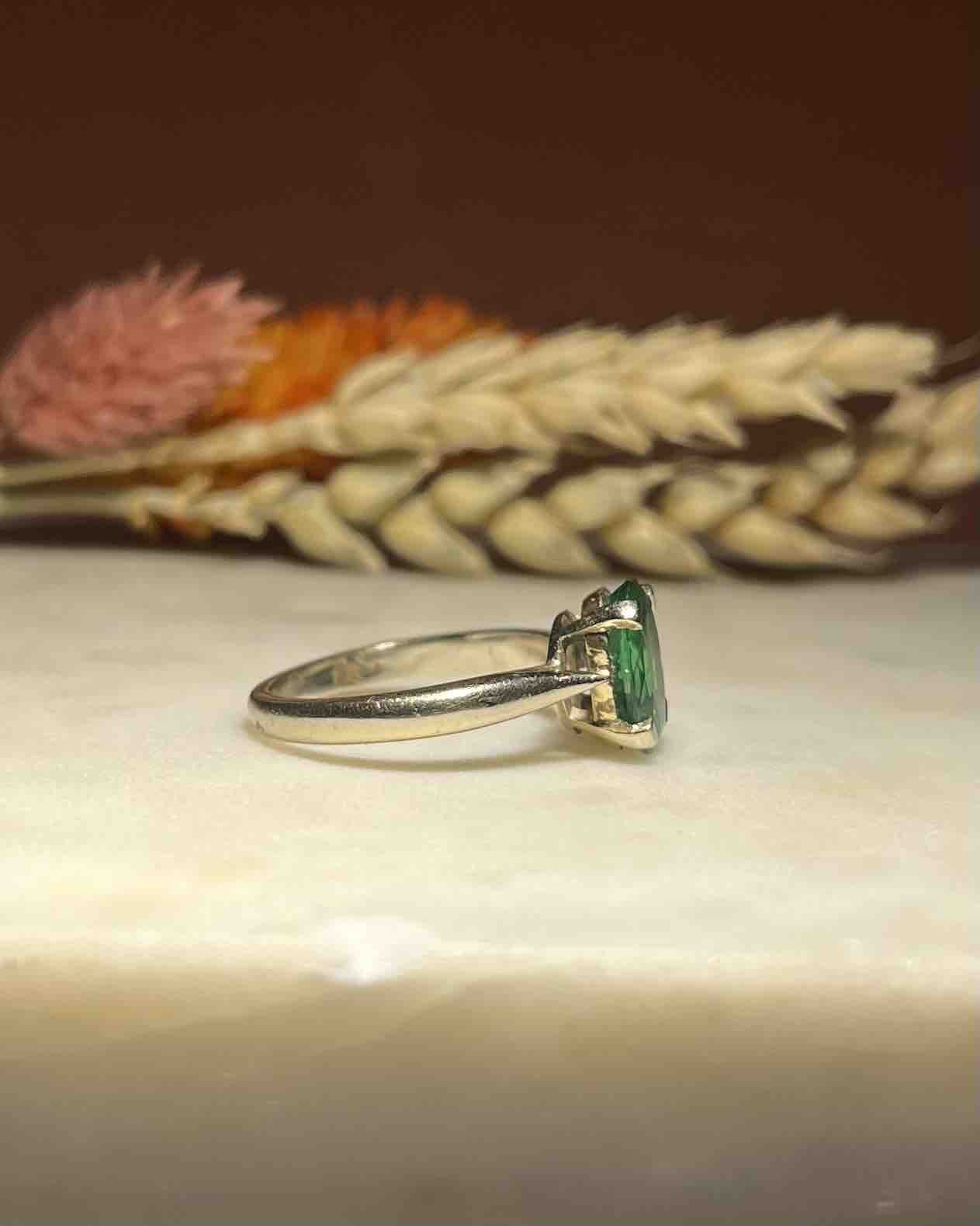 Bague vintage Grenat Tsavorite 2 carats &quot;Gina&quot; - Elliade Paris