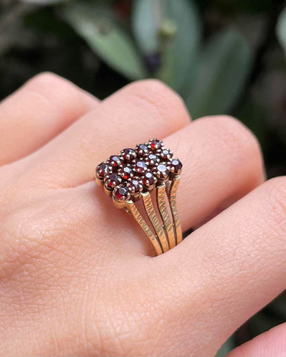Bague Vintage Grenats  &quot;Attila&quot;