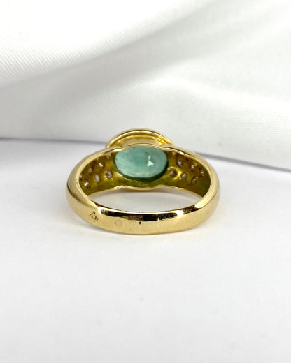 Bague Vintage Jonc Emeraude 1.78 Carat &amp; 18 Diamants &quot;Carolina&quot; - Elliade Paris