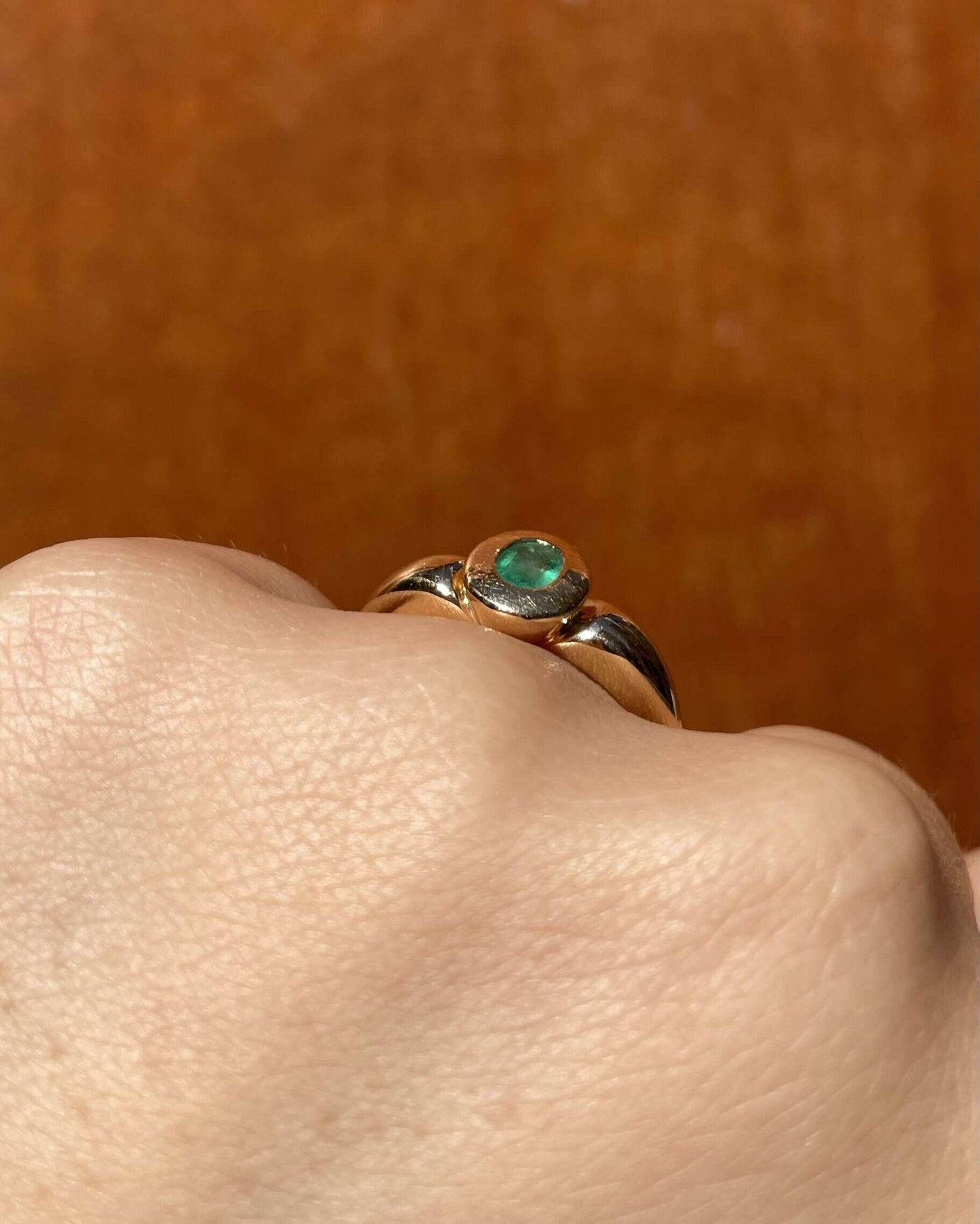 Bague Vintage Jonc Émeraude “Ludmila” - Elliade Paris