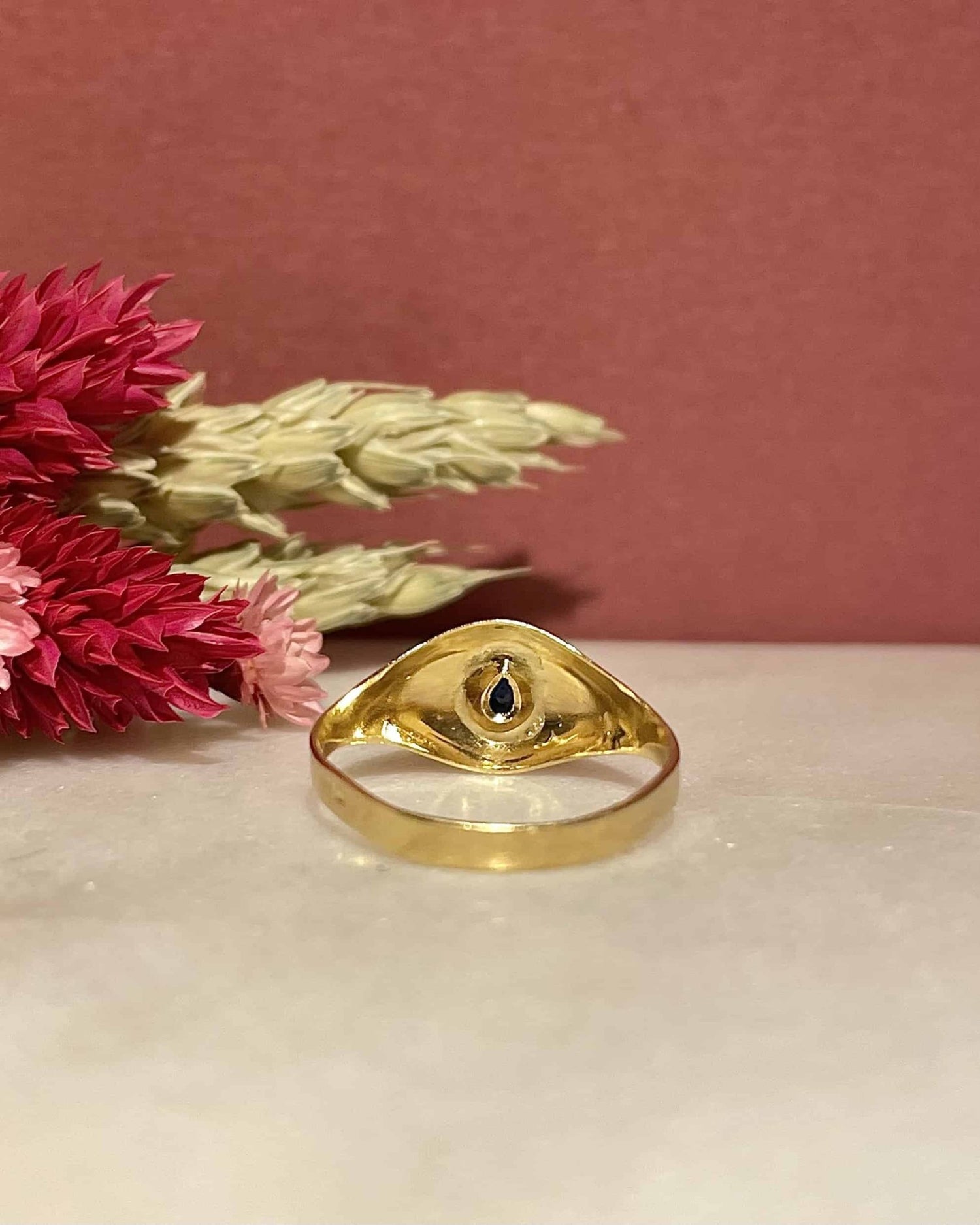 Bague Vintage Jonc Saphir Goutte &quot;Mallomé&quot; - Elliade Paris