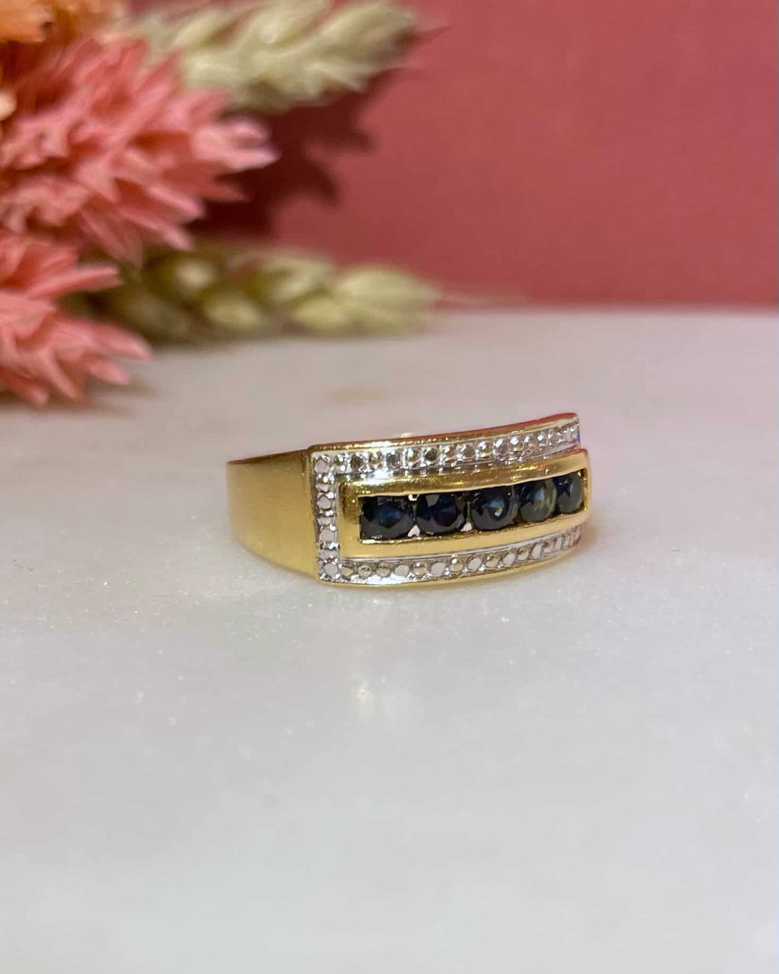 Bague Vintage Jonc Saphirs "Maora" - Elliade Paris