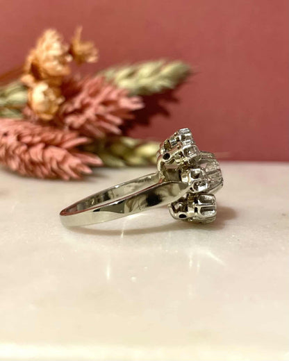 Bague Vintage Marguerite Diamants 0.80 carat &quot;Melissane&quot; - Elliade Paris