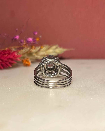 Bague Vintage Marguerite Diamants 0.86 Carat &quot;Paloma&quot; - Elliade Paris