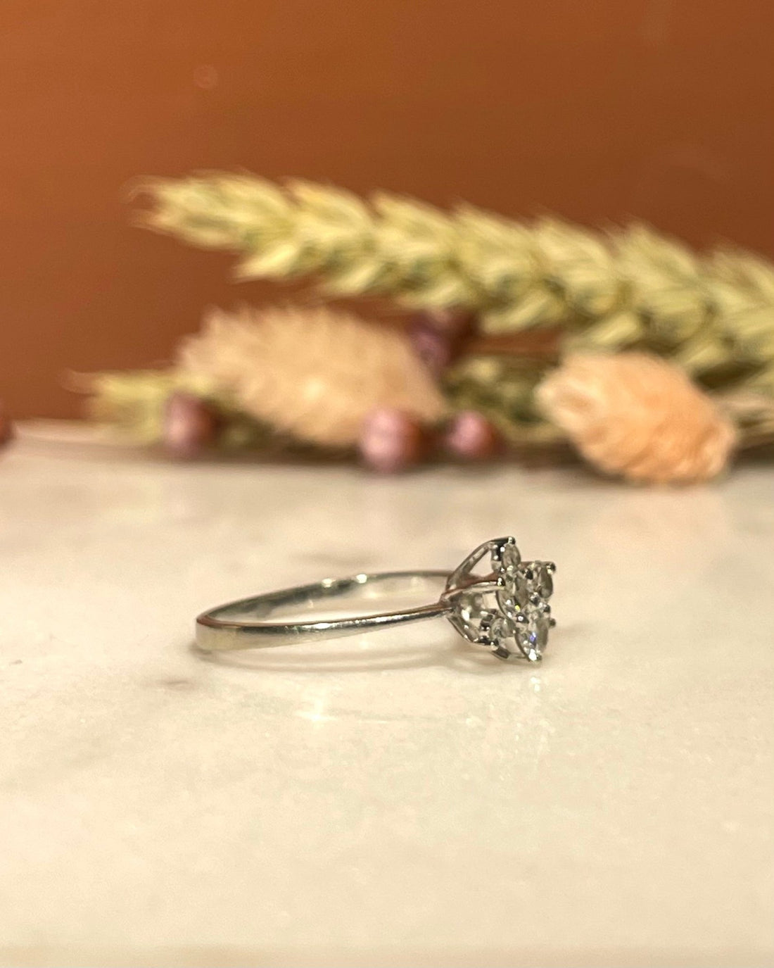 Bague Vintage Marguerite Diamants &quot;Barbara&quot; - Elliade Paris