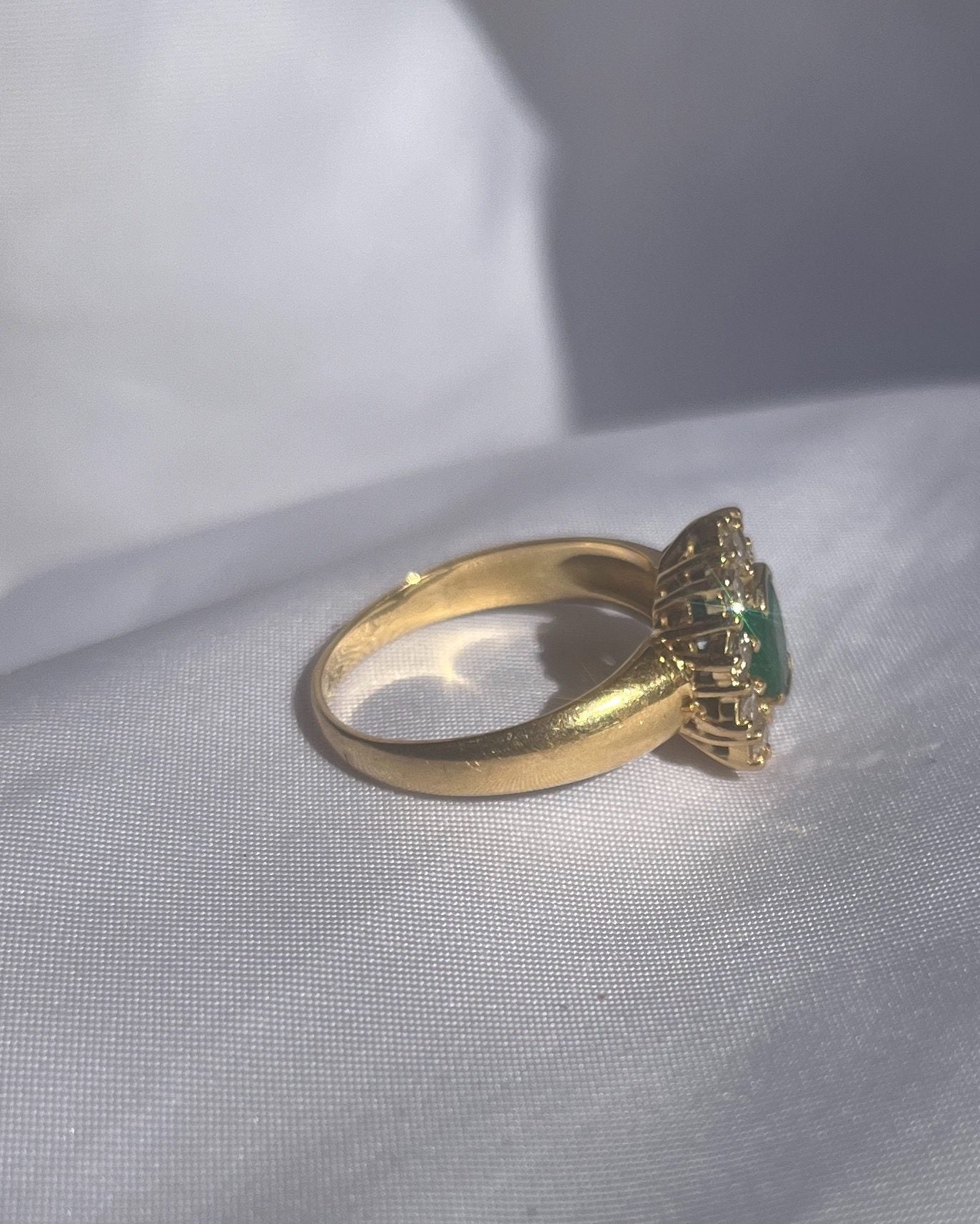 Bague Vintage Marguerite émeraude "Bahia" - Elliade Paris