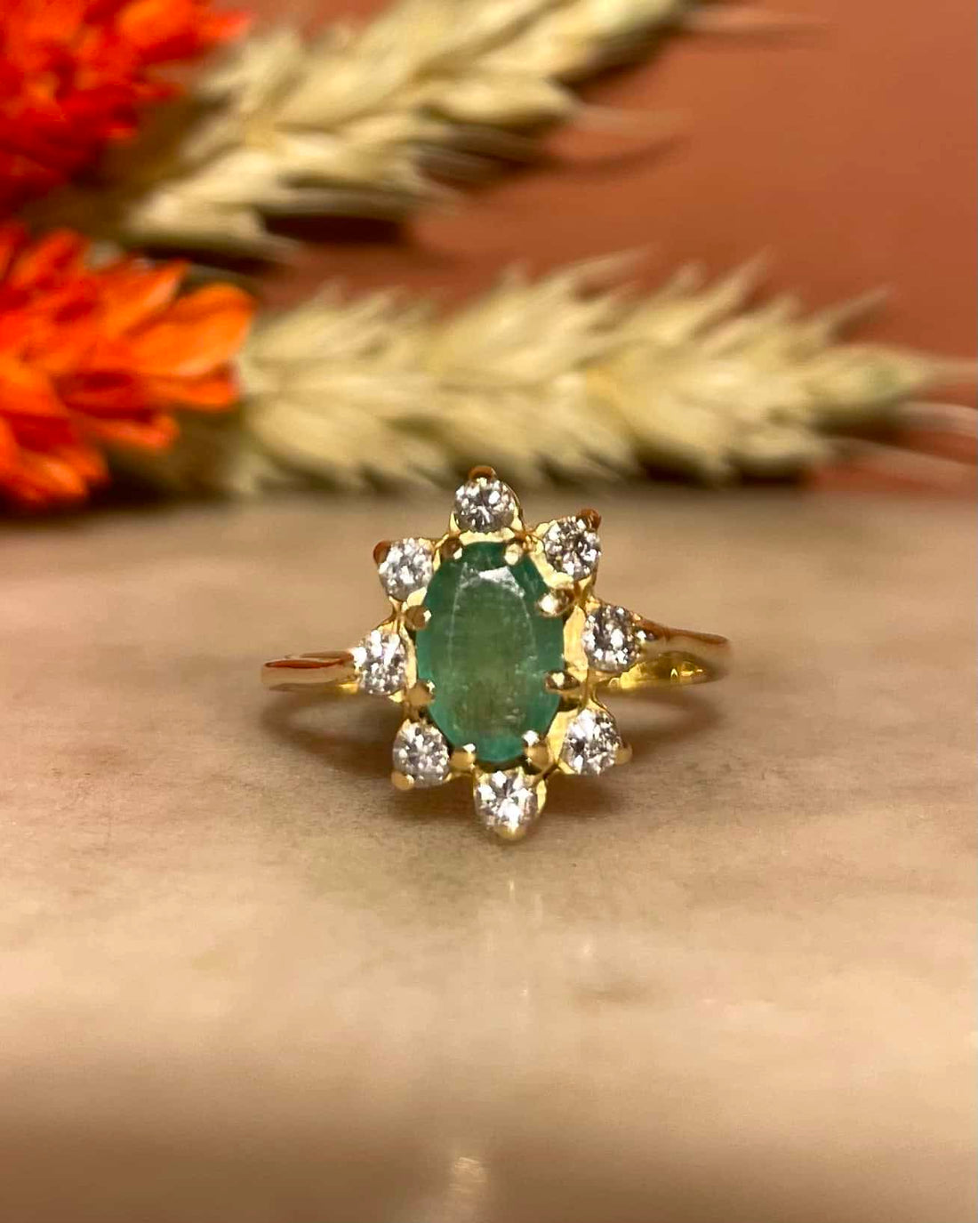 Bague Marguerite Émeraude 0.60 carat &amp; 8 Diamants &quot;Rita&quot;